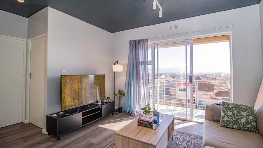 2 Bedroom Property for Sale in Muizenberg Western Cape